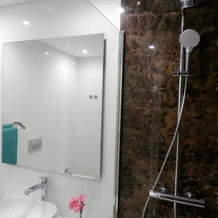 Ripple - Modern Condo With Pool, Aircon, Parking Lisboa
