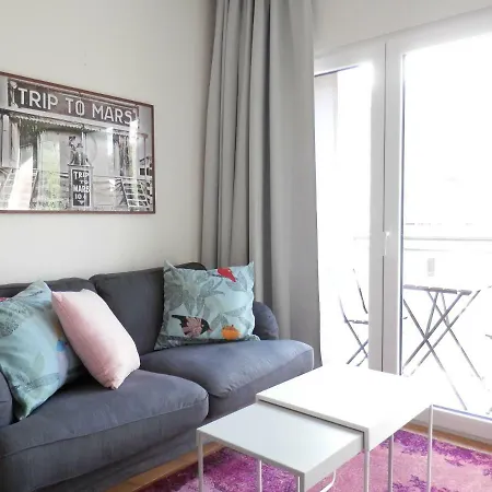 Ripple - Modern Condo With Pool, Aircon, Parking דירה *